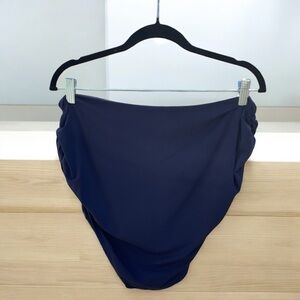 Anne Cole swimsuit bottom, size 20W, excellent condition,ruched sides,navy blue
